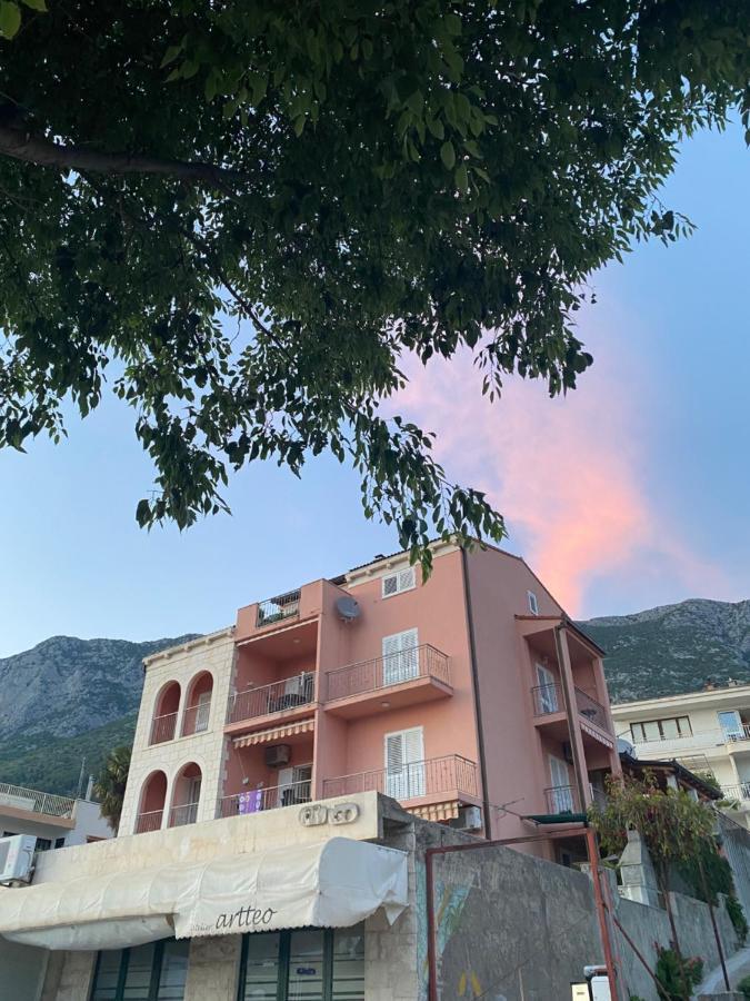 Ivana * Gradac (Split-Dalmatia)