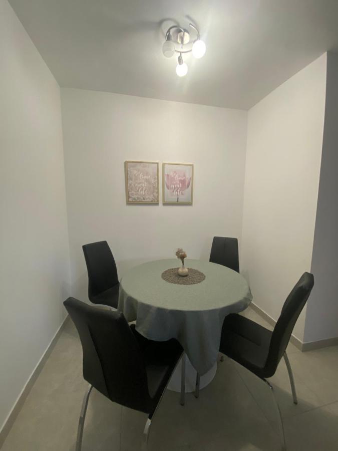 Apartment Ivana *